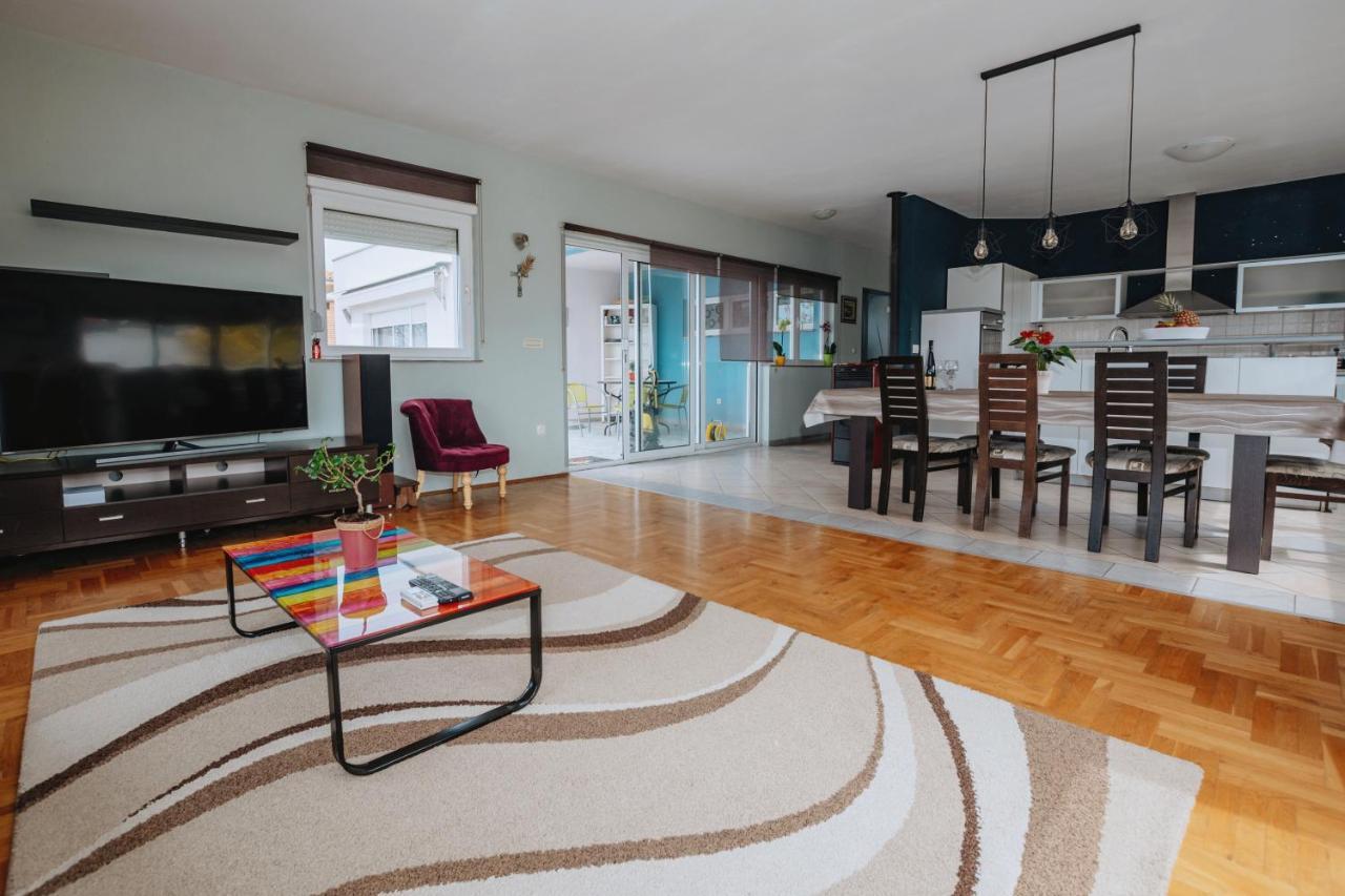 Apartment Villa Anna ザダル エクステリア 写真